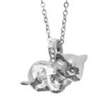 19655_nahrdelnik-z-bizuterni-slitiny-kote-s-krystaly-swarovski-crystal-a