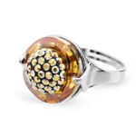 12036_12036-stribrny-prsten-s-kruhovym-krystalem-a-zdobenym-stredem-krystaly-swarovski-topaz-stribro-925-1000