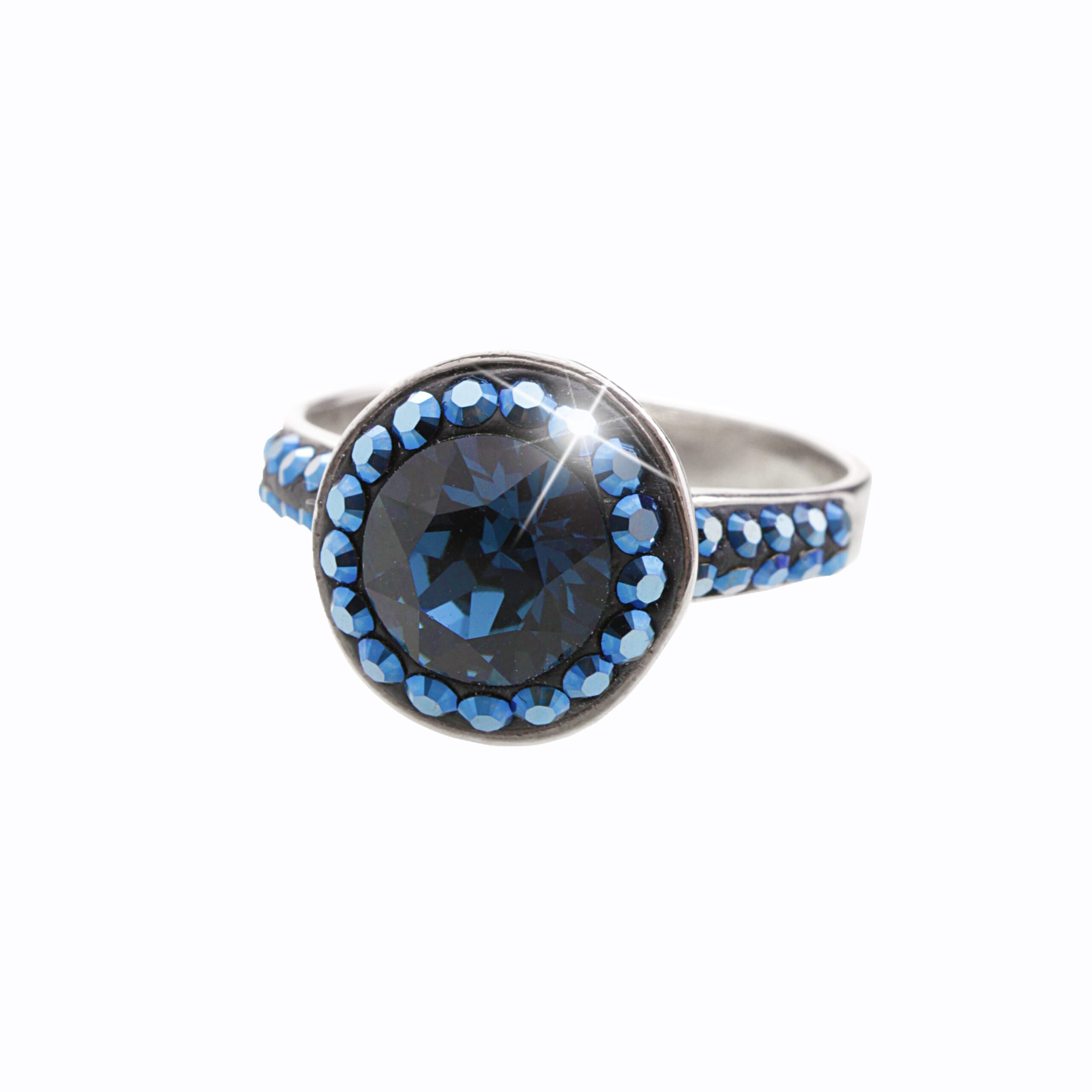 14577_14577-stribrny-prsten-s-kulatym-luzkem-a-krystaly-swarovski-po-obvodu-satonu-bermuda-blue-stribro-925-1000