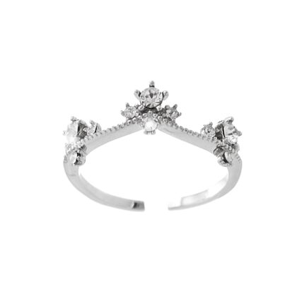 Stříbrný prsten který zdobí tři korunky a krystaly Swarovski Crystal (Stříbro 925/1000)