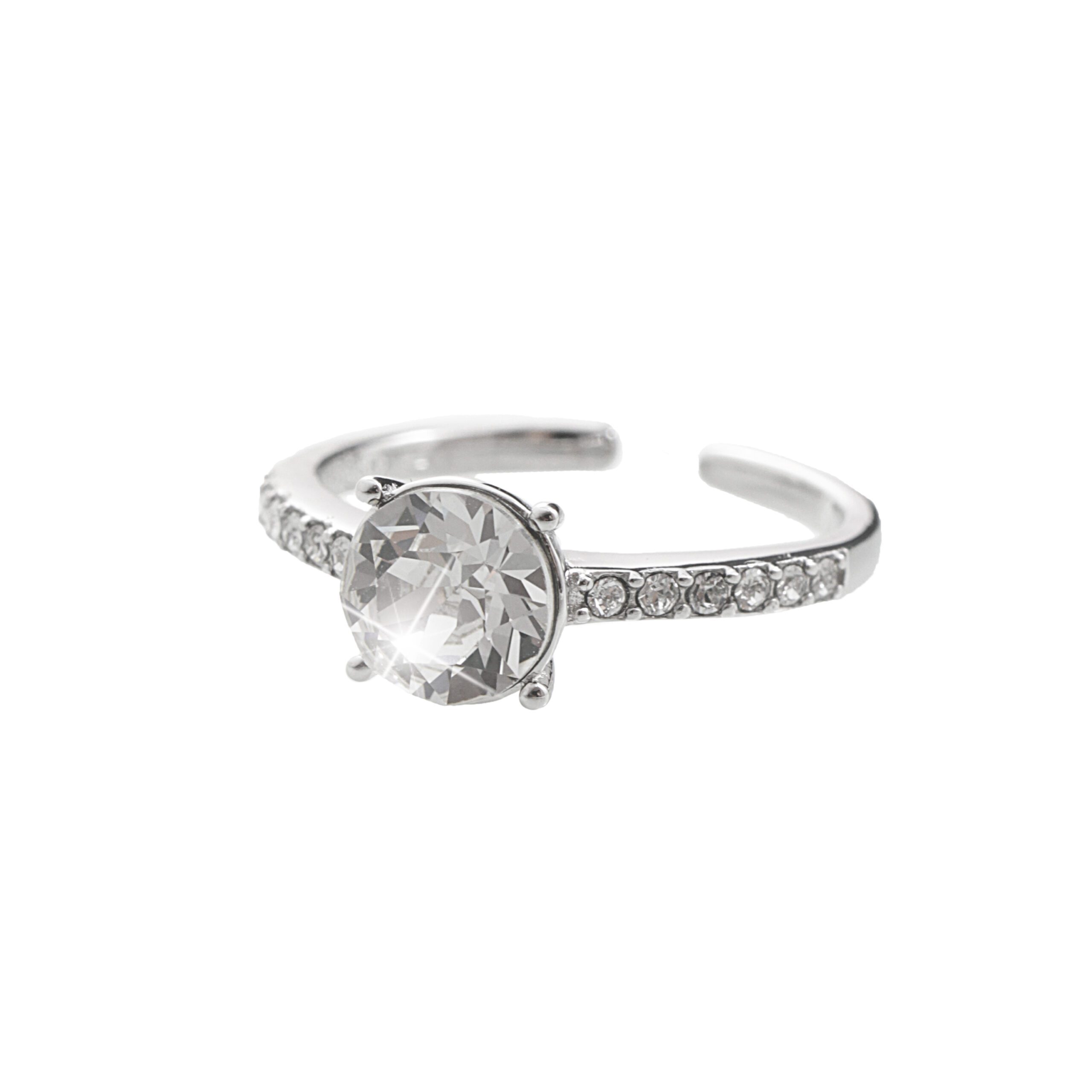 15021_15021-stribrny-prsten-zdobeny-satonem-a-jednou-radou-krystalu-swarovski-crystal-stribro-925-1000