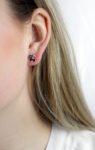 15281_15281-nausnice-puzety-z-bizuterni-slitiny-smaltovana-kocka-s-krystaly-swarovski-crystal