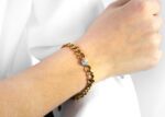 17117_17117-zlaty-ocelovy-naramek-retez-s-jednim-krystalem-swarovski-crystal-a
