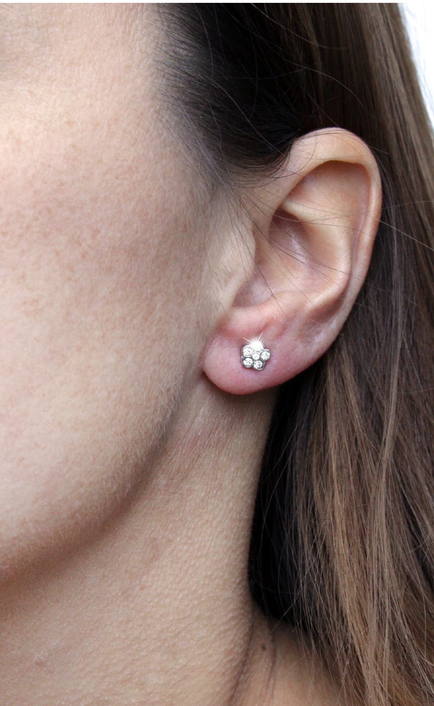 17138-2_17138-2-nausnice-puzety-z-bizuterni-slitiny-mini-kvet-z-krystalu-swarovski-crystal-c