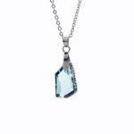 17747_17747-ocelovy-nahrdelnik-maly-zdobeny-lichobeznik-swarovski-aquamarine