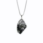 18203_18203-nahrdelnik-z-bizuterni-slitiny-nepravidelny-tvar-s-krystaly-swarovski-jet-crystal