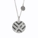 20522_20522-ocelovy-nahrdelnik-medailon-osazeny-krystaly-swarovski-crystal-a-hematite